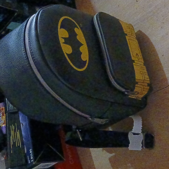 Batman Mini Backpack Black/Faux Leather Target Exclusive Michael Keaton - Picture 3 of 9